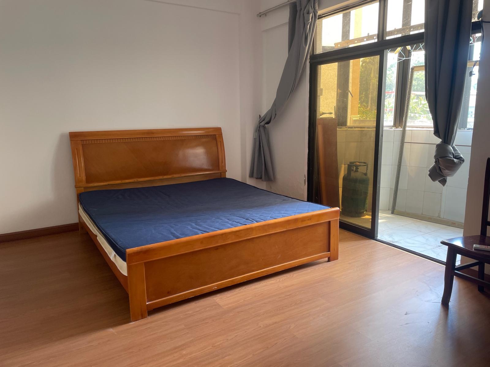 房屋出租 
